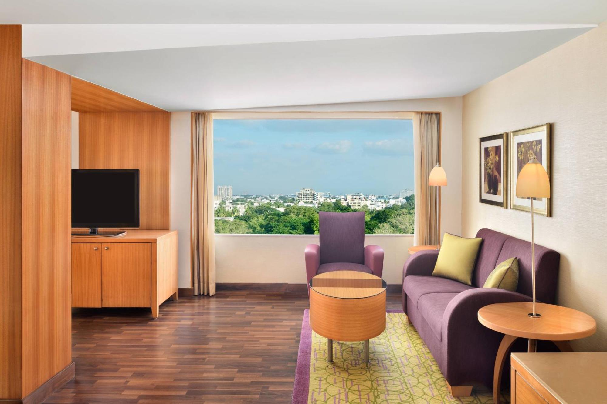 Courtyard By Marriott Chennai Hotell Exteriör bild